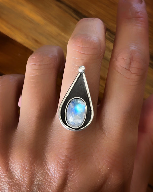 Moonstone teardrop ring in silver